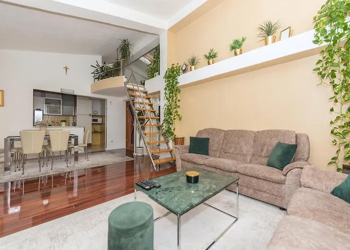 Filipovic アパート マカルスカ