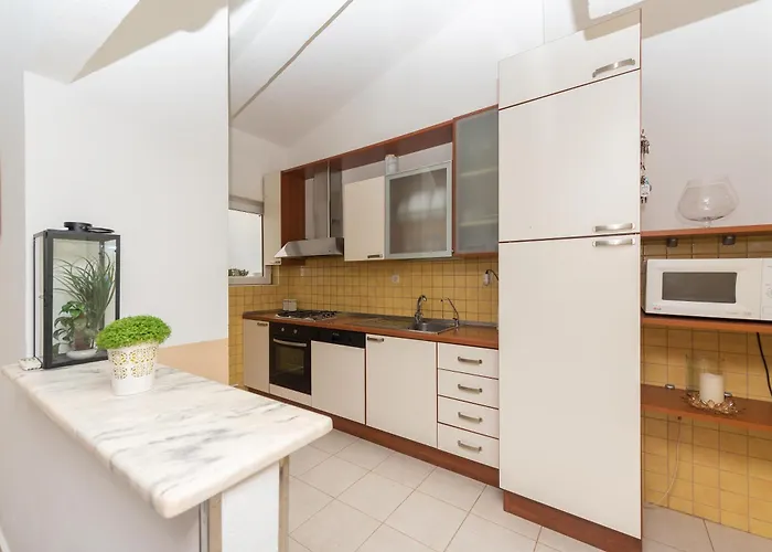 アパート Filipovic