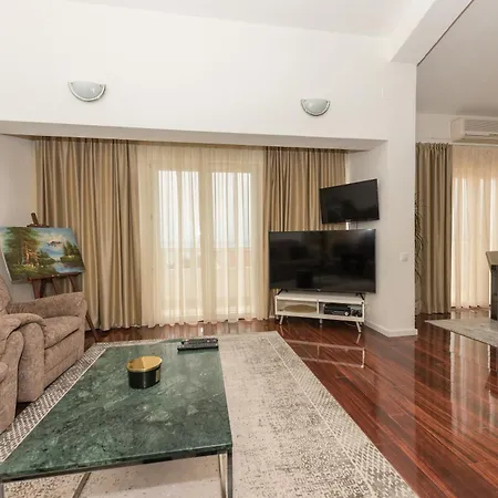 Filipovic 马卡尔斯卡