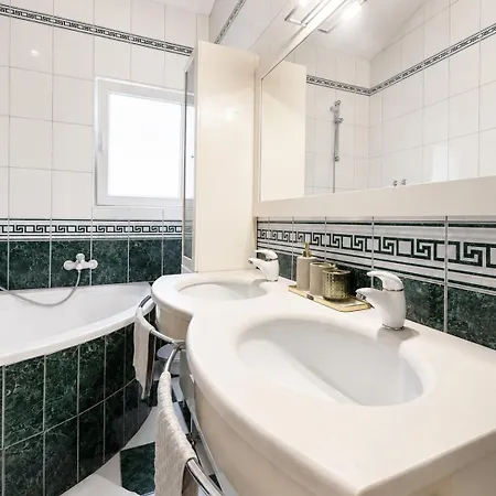 Filipovic Apartment *